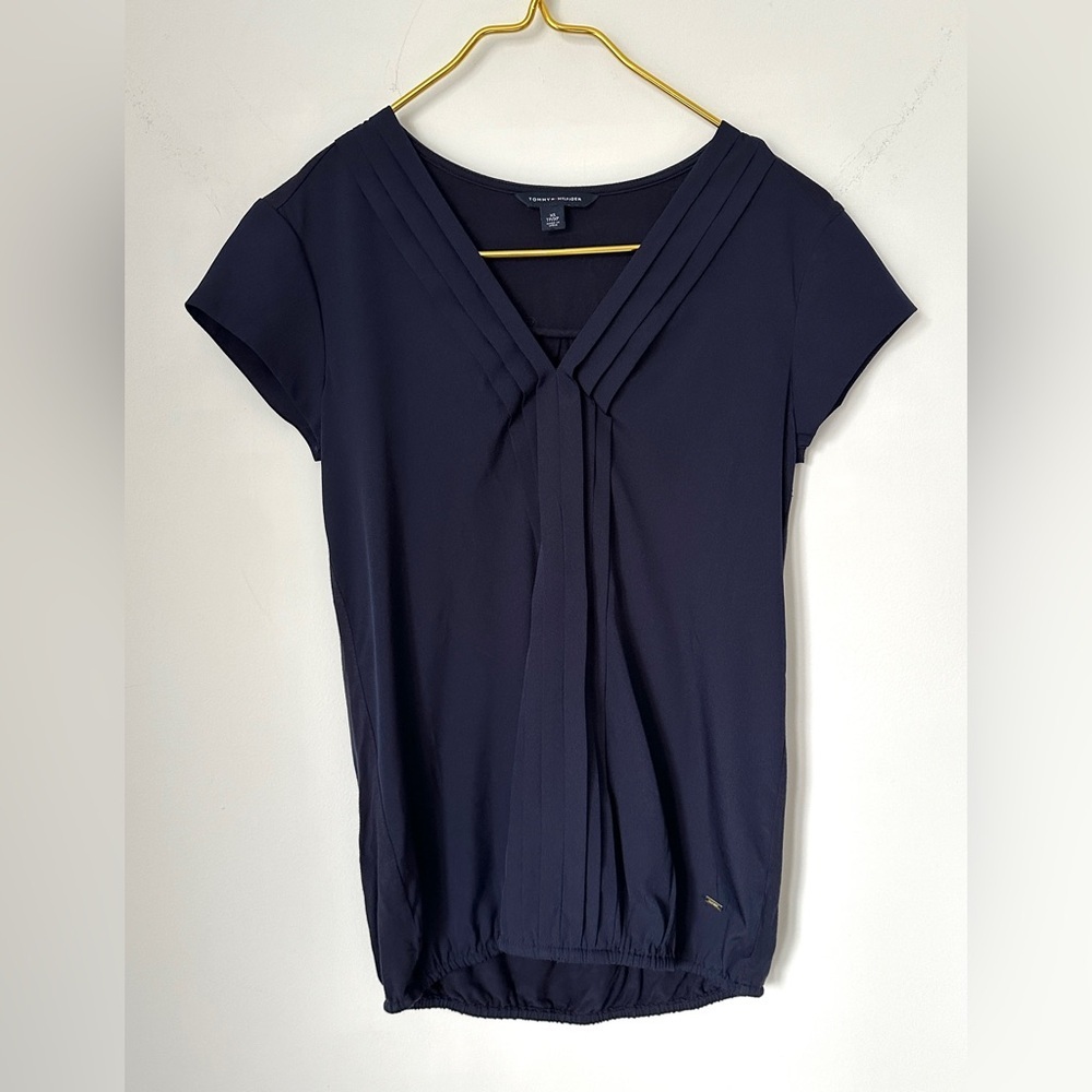Tommy Hilfiger Blue V-Neck Short Sleeve Lightweight Stretch Blouse Women’s XS